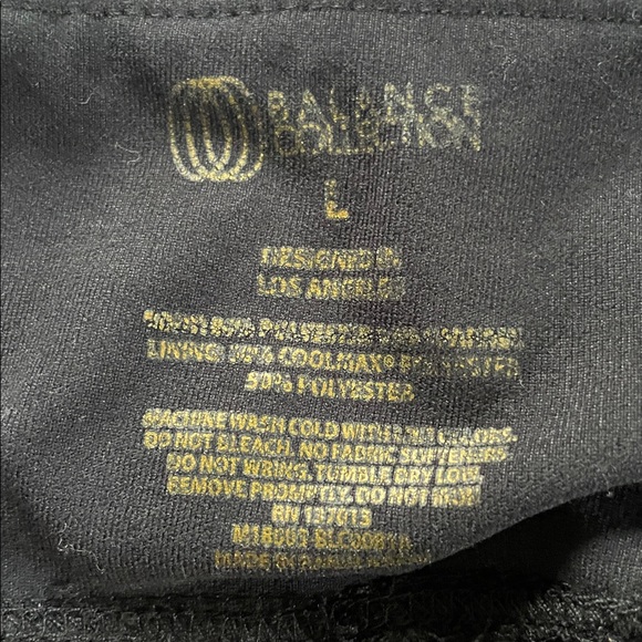 Black Capris Leggings - Picture 5 of 6